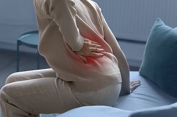 Bolesť chrbta v strede – častá sťažnosť pacientov, ktorí majú problémy s chrbticou